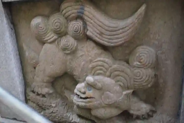泉神社の狛犬