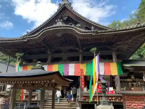 岡寺（龍蓋寺）の本殿・本堂