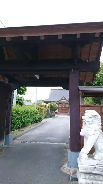 金竜寺の山門・神門