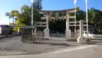 三輪神社の鳥居