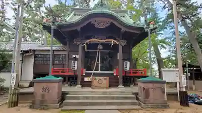 諏訪神社の本殿・本堂