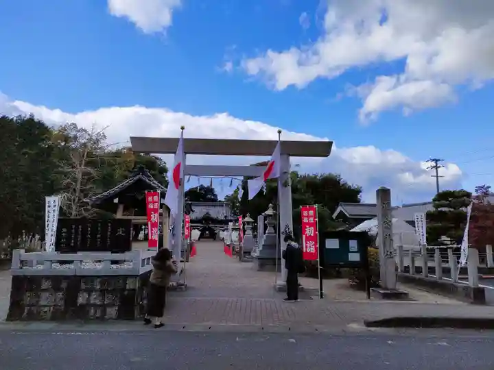 弥富神社の鳥居