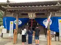 坂本八幡宮の本殿・本堂