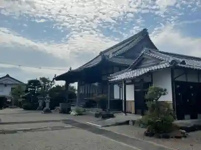 摂取院の{uncategorized: "未分類", other: "その他", undefined: "問題あり", building: "その他建物", grave: "お墓", sacred_gate: "鳥居", guardian: "狛犬", statue: "像", buddha: "仏像", history: "歴史", nature: "自然", garden: "庭園", animal: "動物", pagoda: "塔", temizu: "手水舎", mountain_gate: "山門・神門", sanctuary: "本殿・本堂", subordinate: "末社・摂社", art: "芸術", scenery: "景色", jizo: "地蔵", ema: "絵馬", goshuin: "御朱印", omikuji: "おみくじ", items: "授与品その他", amulet: "お守り", goshuincho: "御朱印帳", eats: "食事", festival: "お祭り", votive_dance: "神楽", shichigosan: "七五三参", wedding: "結婚式", experience: "体験その他", initially: "初詣", around: "周辺", anti_infection: "感染症対策"}