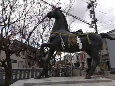 川巴良諏訪神社(富山県)
