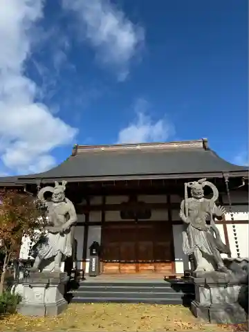 西林寺の本殿・本堂