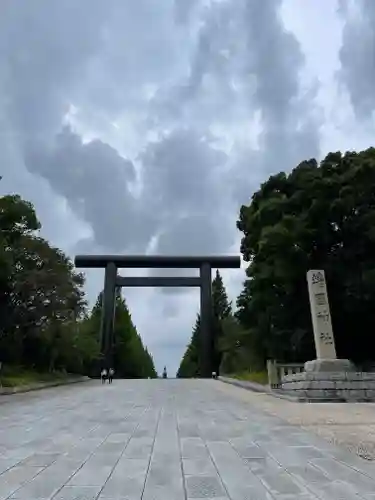 靖國神社の鳥居