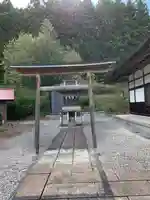 御嶽山神社の鳥居