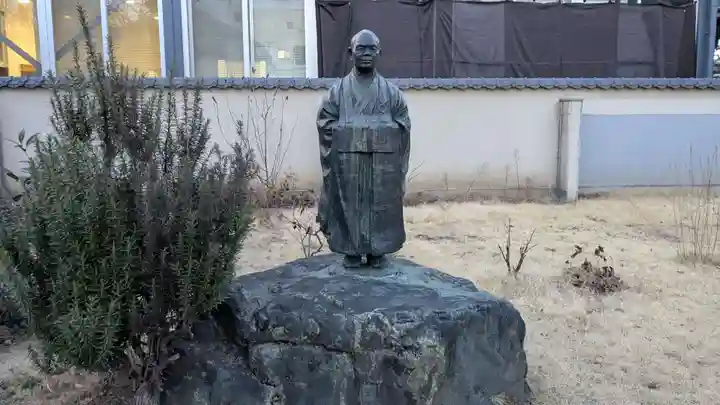 秩父札所十三番 慈眼寺の像