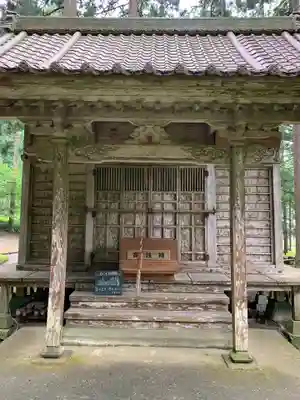 日用神社の本殿・本堂