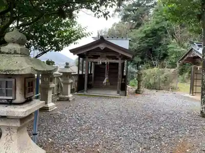 宇波西神社の末社・摂社