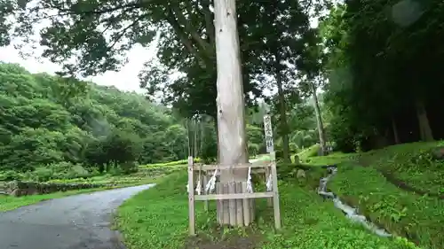 諏訪大社上社前宮のその他建物