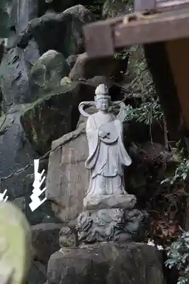法華経寺奥之院の像