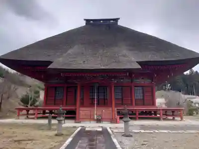 医王寺の本殿・本堂