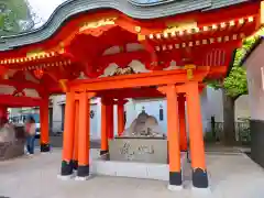 穴八幡宮の手水