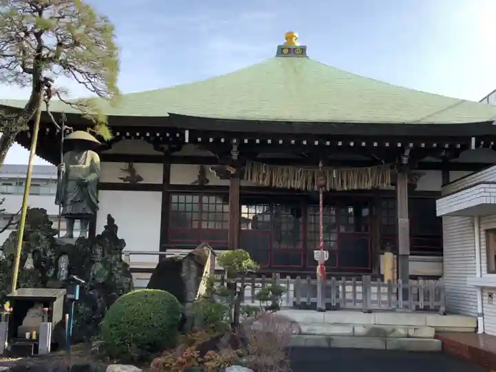 医王寺の本殿・本堂
