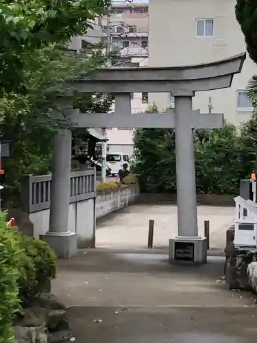 京濱伏見稲荷神社の鳥居