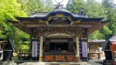 宝登山神社の本殿・本堂