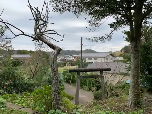 問子神社の景色