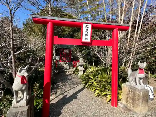比佐豆知神社の{uncategorized: "未分類", other: "その他", undefined: "問題あり", building: "その他建物", grave: "お墓", sacred_gate: "鳥居", guardian: "狛犬", statue: "像", buddha: "仏像", history: "歴史", nature: "自然", garden: "庭園", animal: "動物", pagoda: "塔", temizu: "手水舎", mountain_gate: "山門・神門", sanctuary: "本殿・本堂", subordinate: "末社・摂社", art: "芸術", scenery: "景色", jizo: "地蔵", ema: "絵馬", goshuin: "御朱印", omikuji: "おみくじ", items: "授与品その他", amulet: "お守り", goshuincho: "御朱印帳", eats: "食事", festival: "お祭り", votive_dance: "神楽", shichigosan: "七五三参", wedding: "結婚式", experience: "体験その他", initially: "初詣", around: "周辺", anti_infection: "感染症対策"}