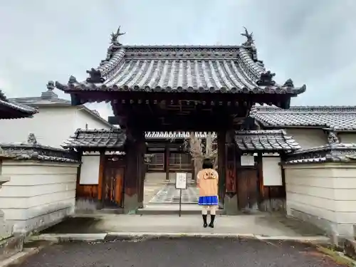 円龍寺（円竜寺）の山門・神門