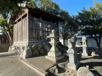 八雲神社(西肥留町)の{uncategorized: "未分類", other: "その他", undefined: "問題あり", building: "その他建物", grave: "お墓", sacred_gate: "鳥居", guardian: "狛犬", statue: "像", buddha: "仏像", history: "歴史", nature: "自然", garden: "庭園", animal: "動物", pagoda: "塔", temizu: "手水舎", mountain_gate: "山門・神門", sanctuary: "本殿・本堂", subordinate: "末社・摂社", art: "芸術", scenery: "景色", jizo: "地蔵", ema: "絵馬", goshuin: "御朱印", omikuji: "おみくじ", items: "授与品その他", amulet: "お守り", goshuincho: "御朱印帳", eats: "食事", festival: "お祭り", votive_dance: "神楽", shichigosan: "七五三参", wedding: "結婚式", experience: "体験その他", initially: "初詣", around: "周辺", anti_infection: "感染症対策"}
