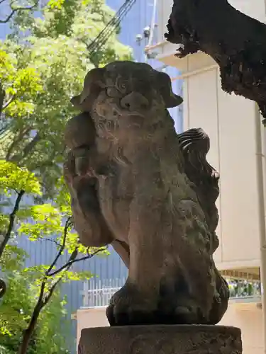 開口神社の狛犬