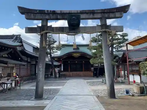 京都ゑびす神社の鳥居