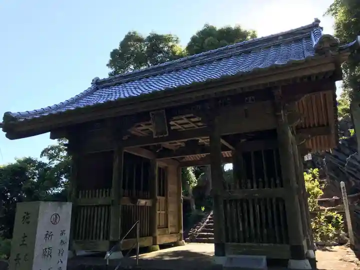 禅師峰寺の山門・神門