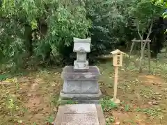 比々多神社の建物その他