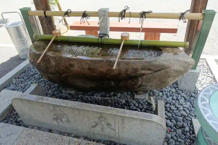 (山田)伊射奈岐神社の手水舎