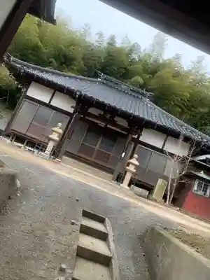 妙法寺の本殿・本堂