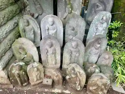 誓閑寺の{uncategorized: "未分類", other: "その他", undefined: "問題あり", building: "その他建物", grave: "お墓", sacred_gate: "鳥居", guardian: "狛犬", statue: "像", buddha: "仏像", history: "歴史", nature: "自然", garden: "庭園", animal: "動物", pagoda: "塔", temizu: "手水舎", mountain_gate: "山門・神門", sanctuary: "本殿・本堂", subordinate: "末社・摂社", art: "芸術", scenery: "景色", jizo: "地蔵", ema: "絵馬", goshuin: "御朱印", omikuji: "おみくじ", items: "授与品その他", amulet: "お守り", goshuincho: "御朱印帳", eats: "食事", festival: "お祭り", votive_dance: "神楽", shichigosan: "七五三参", wedding: "結婚式", experience: "体験その他", initially: "初詣", around: "周辺", anti_infection: "感染症対策"}