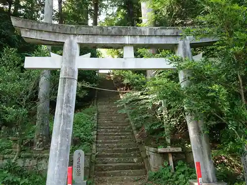 八幡神社の鳥居