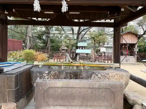 敏馬神社の{uncategorized: "未分類", other: "その他", undefined: "問題あり", building: "その他建物", grave: "お墓", sacred_gate: "鳥居", guardian: "狛犬", statue: "像", buddha: "仏像", history: "歴史", nature: "自然", garden: "庭園", animal: "動物", pagoda: "塔", temizu: "手水舎", mountain_gate: "山門・神門", sanctuary: "本殿・本堂", subordinate: "末社・摂社", art: "芸術", scenery: "景色", jizo: "地蔵", ema: "絵馬", goshuin: "御朱印", omikuji: "おみくじ", items: "授与品その他", amulet: "お守り", goshuincho: "御朱印帳", eats: "食事", festival: "お祭り", votive_dance: "神楽", shichigosan: "七五三参", wedding: "結婚式", experience: "体験その他", initially: "初詣", around: "周辺", anti_infection: "感染症対策"}