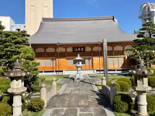 宝泰寺の本殿・本堂