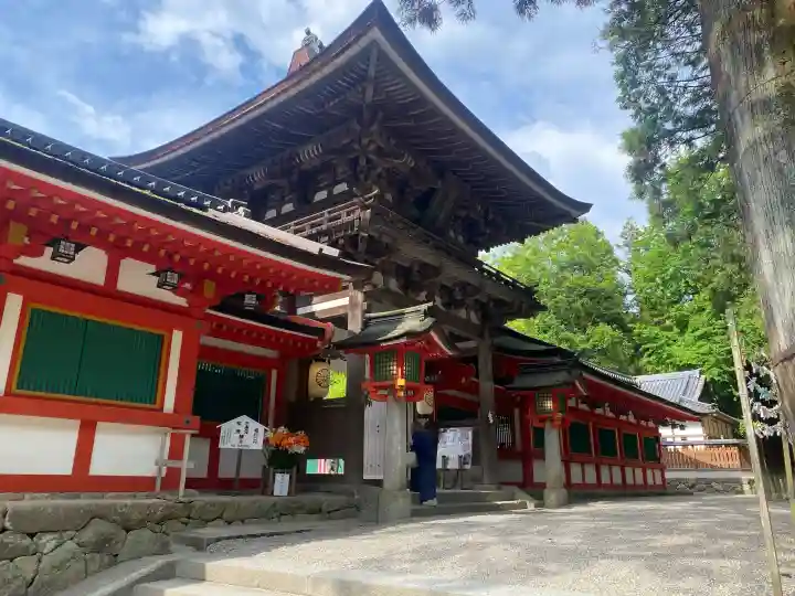 石上神宮の{uncategorized: "未分類", other: "その他", undefined: "問題あり", building: "その他建物", grave: "お墓", sacred_gate: "鳥居", guardian: "狛犬", statue: "像", buddha: "仏像", history: "歴史", nature: "自然", garden: "庭園", animal: "動物", pagoda: "塔", temizu: "手水舎", mountain_gate: "山門・神門", sanctuary: "本殿・本堂", subordinate: "末社・摂社", art: "芸術", scenery: "景色", jizo: "地蔵", ema: "絵馬", goshuin: "御朱印", omikuji: "おみくじ", items: "授与品その他", amulet: "お守り", goshuincho: "御朱印帳", eats: "食事", festival: "お祭り", votive_dance: "神楽", shichigosan: "七五三参", wedding: "結婚式", experience: "体験その他", initially: "初詣", around: "周辺", anti_infection: "感染症対策"}