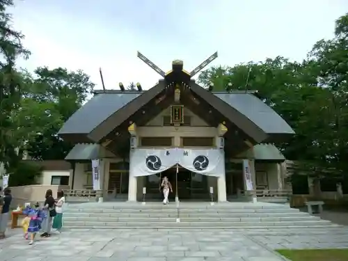 帯廣神社の本殿