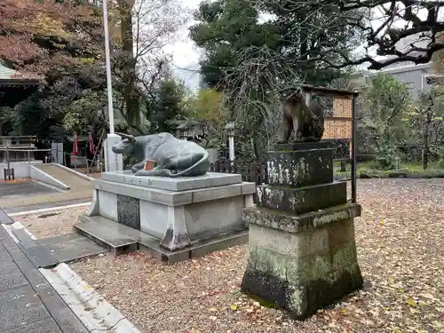 布多天神社の像