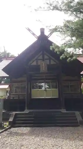 雨龍神社の本殿