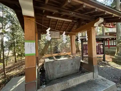 新屋山神社(山梨県)