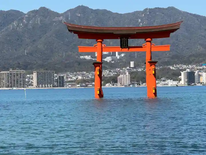 厳島神社(広島県)
