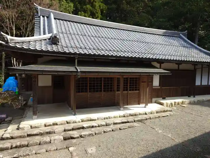 西明寺(滋賀県)