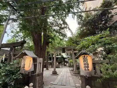 小野照崎神社の{uncategorized: "未分類", other: "その他", undefined: "問題あり", building: "その他建物", grave: "お墓", sacred_gate: "鳥居", guardian: "狛犬", statue: "像", buddha: "仏像", history: "歴史", nature: "自然", garden: "庭園", animal: "動物", pagoda: "塔", temizu: "手水舎", mountain_gate: "山門・神門", sanctuary: "本殿・本堂", subordinate: "末社・摂社", art: "芸術", scenery: "景色", jizo: "地蔵", ema: "絵馬", goshuin: "御朱印", omikuji: "おみくじ", items: "授与品その他", amulet: "お守り", goshuincho: "御朱印帳", eats: "食事", festival: "お祭り", votive_dance: "神楽", shichigosan: "七五三参", wedding: "結婚式", experience: "体験その他", initially: "初詣", around: "周辺", anti_infection: "感染症対策"}