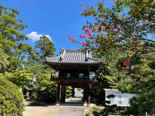 伊勢の国 四天王寺の山門・神門