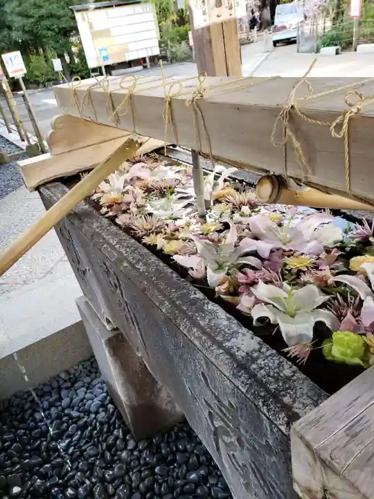 鳩森八幡神社の手水舎