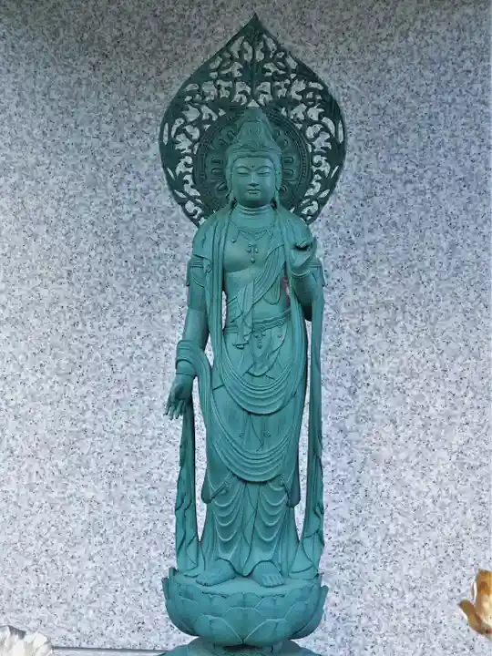 勝念寺(かましきさん)の仏像