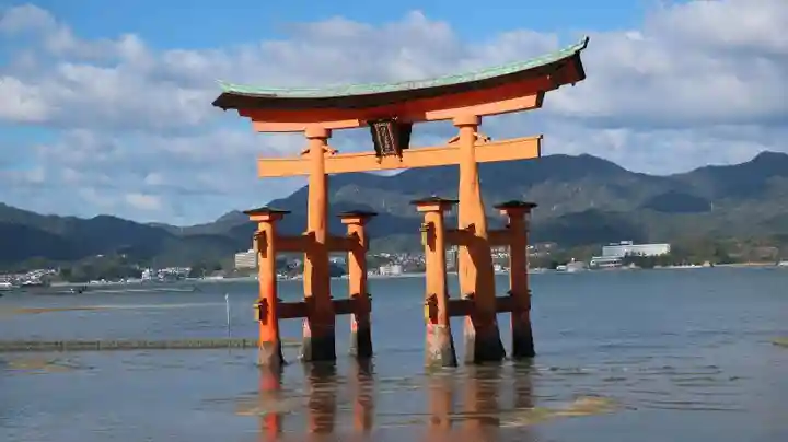 厳島神社(広島県)