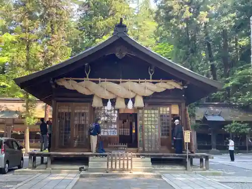 諏訪大社下社春宮(長野県)