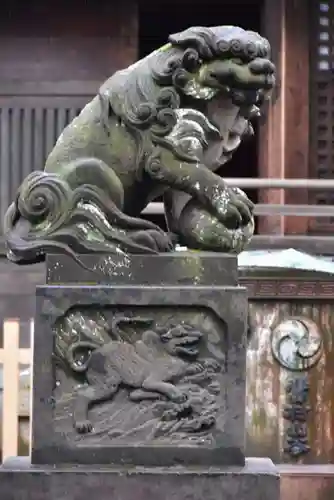 代々木八幡宮の狛犬